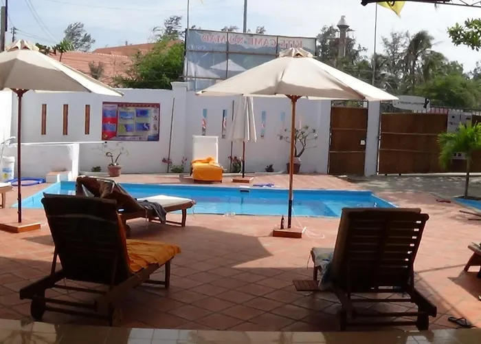 Khách sạn Luot Van *